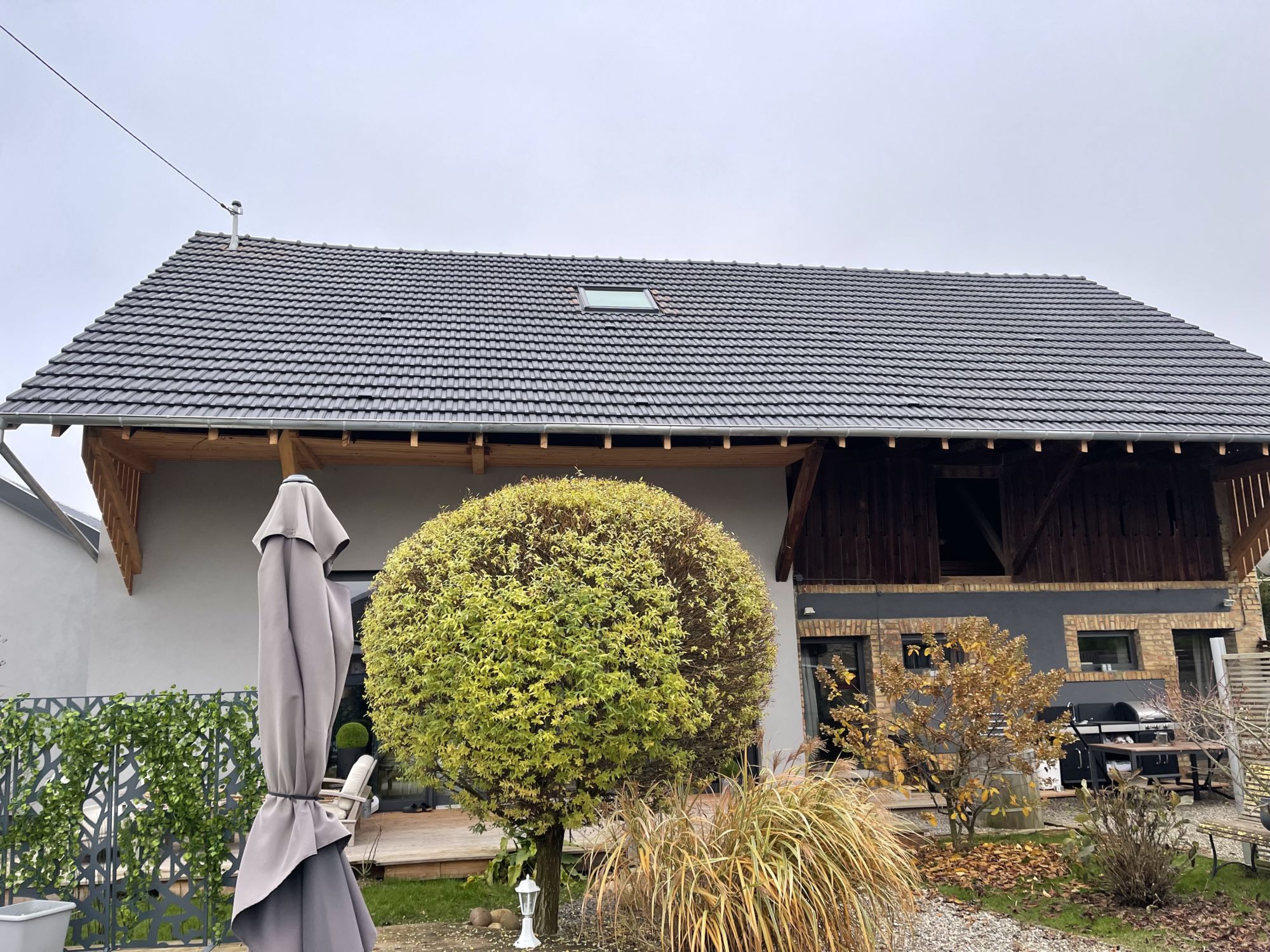 Travaux de couverture, zinguerie et étanchéité PVC aux alentours de Cernay et Mulhouse Audincourt