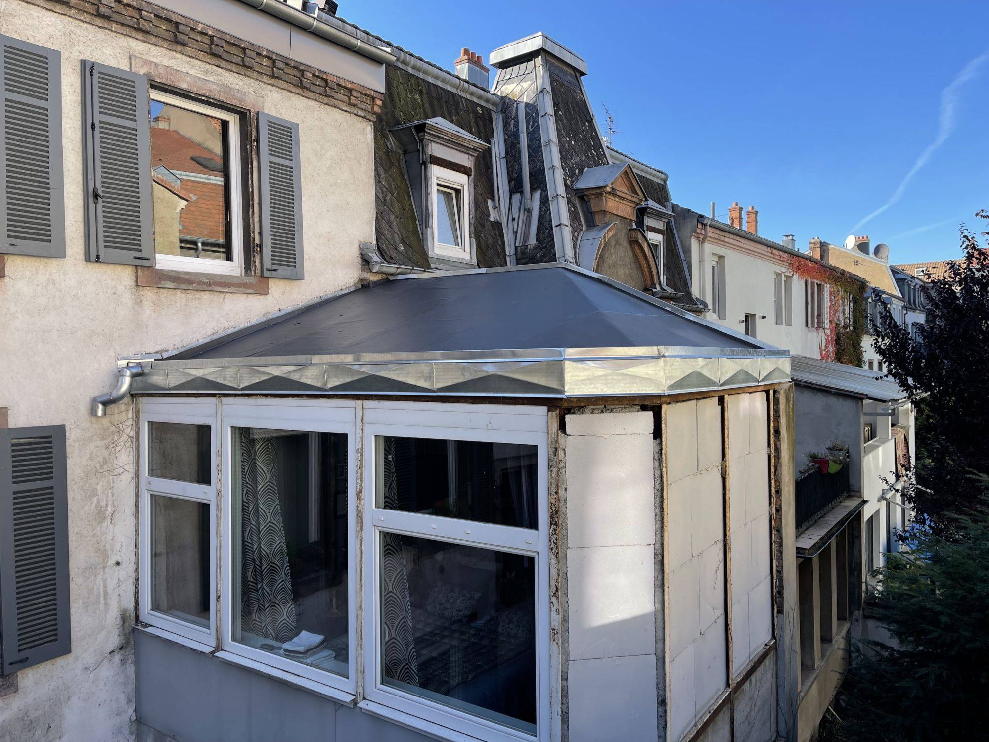 Travaux de couverture, zinguerie et étanchéité PVC aux alentours de Cernay et Mulhouse Belfort 2
